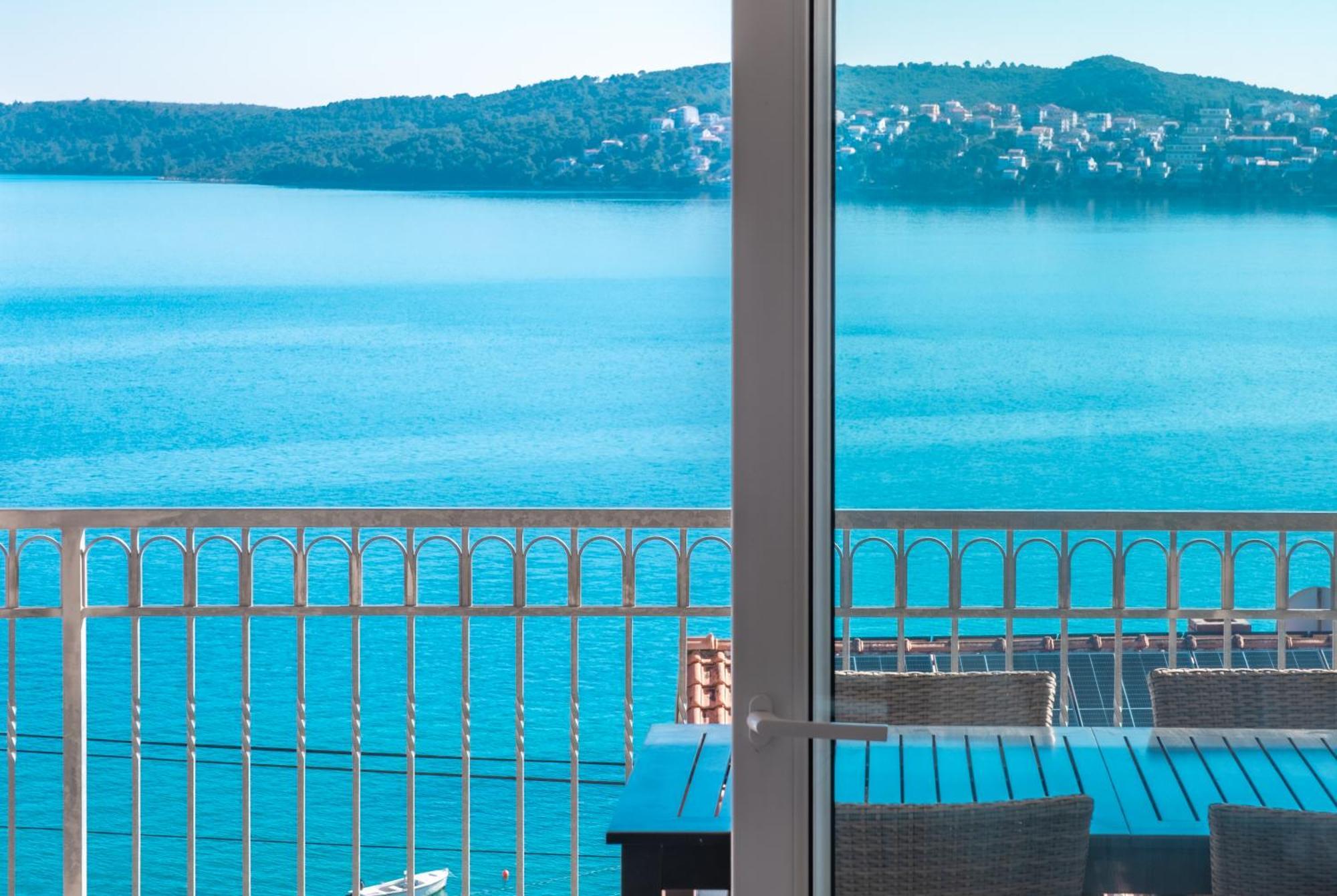 Apartment More Trogir