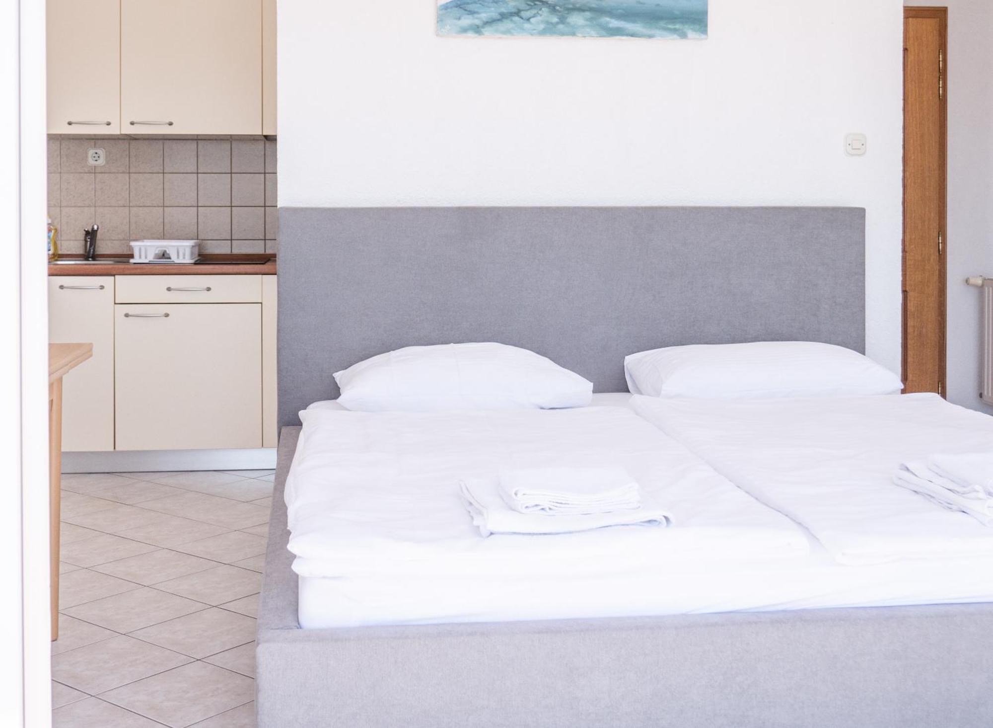More Apartament *
