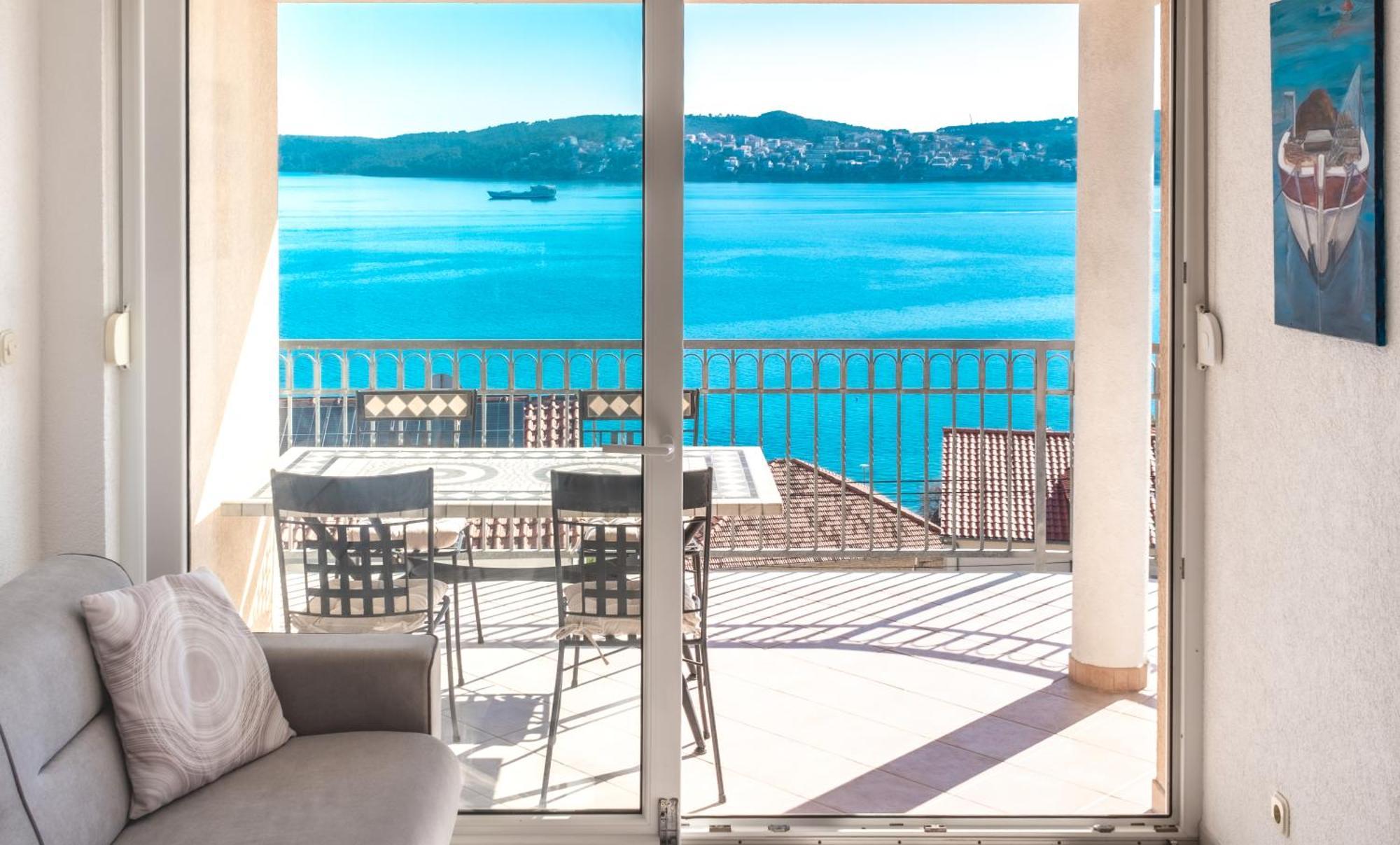 Apartment More Trogir